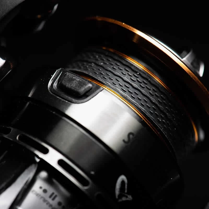 Moulinet Spinning Savage Gear SG8 4000H FD – Image 3